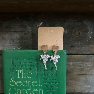 NWT Handmade Iris and wood earrings.